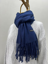 Cargar imagen en el visor de la galería, Pashmina azul marino
